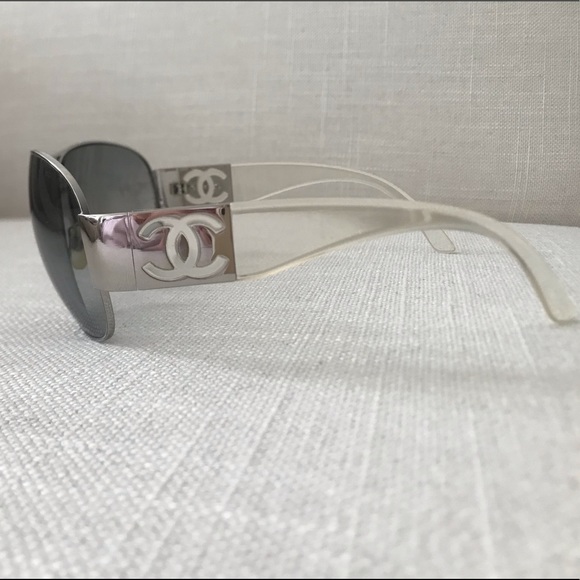 CHANEL Aviator Sunglasses - Picture 1 of 14